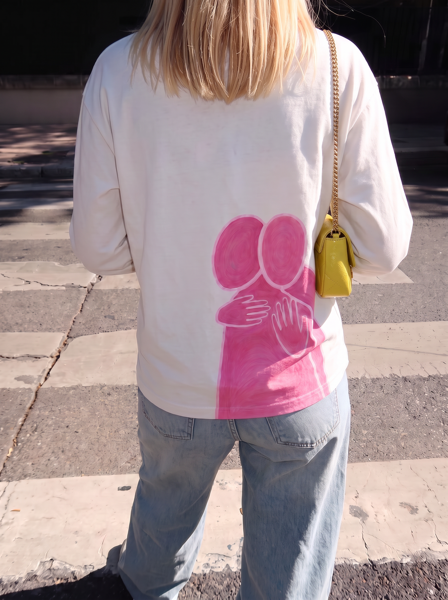 Art Roze Longsleeve White worn by the Timeless community