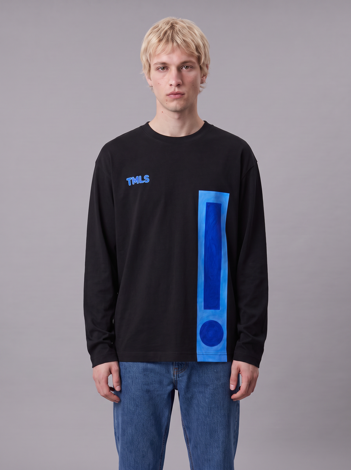 Art black Longsleeve timeless — front